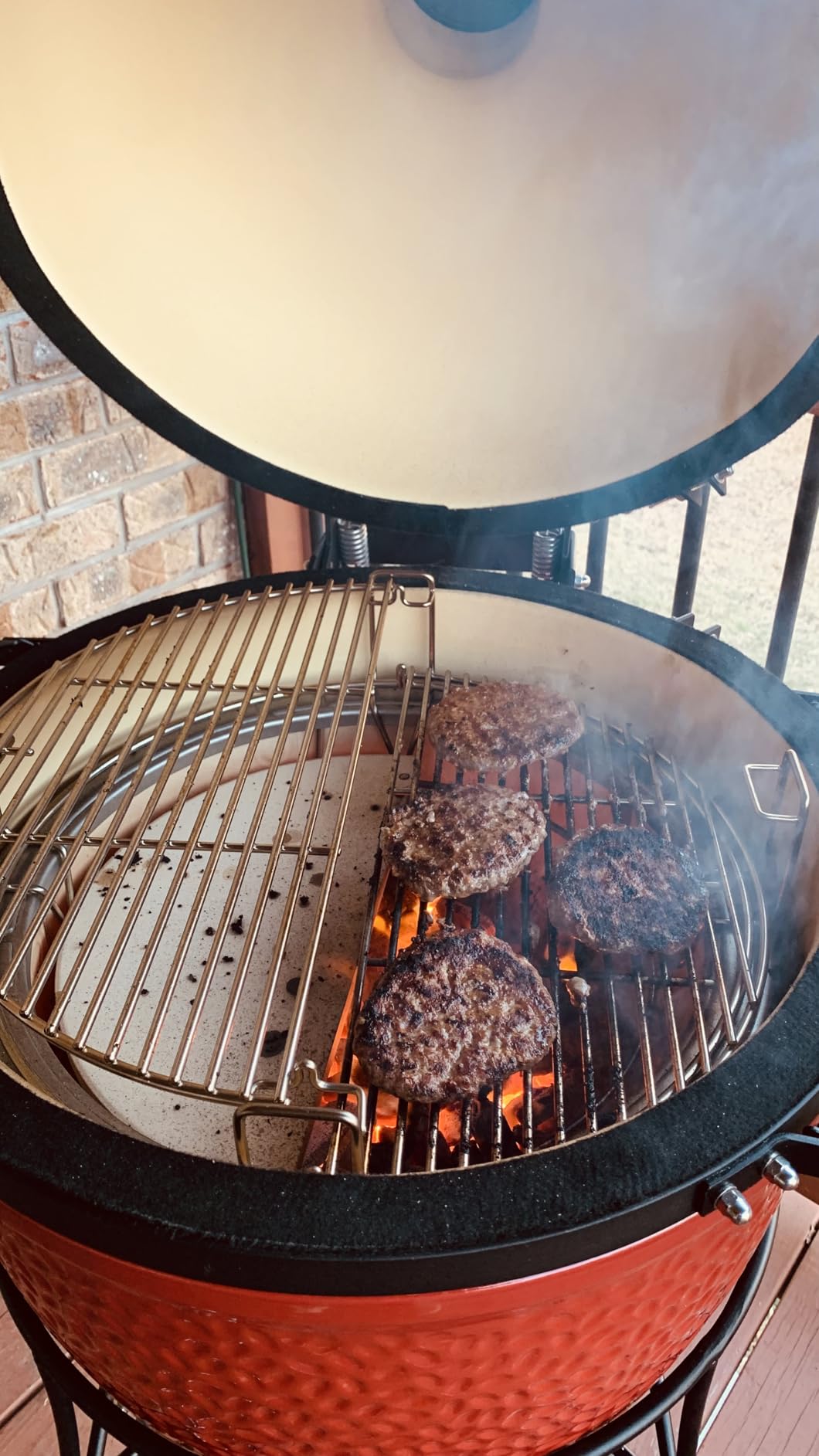 Kamado JoeÂ® Classic Joeâ¢ I Premium 18-inch Ceramic Charcoal Grill and Smoker in Red with Cart, Side Shelves, Grill Gripper, and Ash Tool. 250 Cooking Square Inches, 2 Tier Cooking System, Model KJ23RH - Customer Photo 1