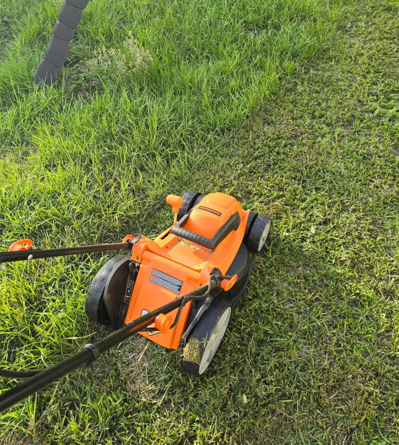 BLACK+DECKER Electric Lawn Mower with Bike Handle, 15-Inch, 10-Amp, Corded (BEMW472BH) - Customer Photo 2