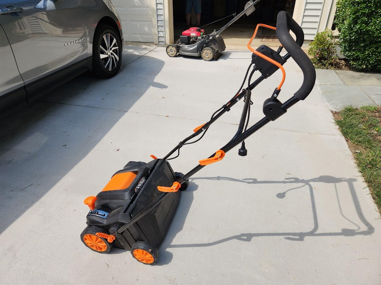 WEN DT1516 16-Inch 15-Amp 2-in-1 Electric Dethatcher and Scarifier with Collection Bag, Black - Customer Photo 5