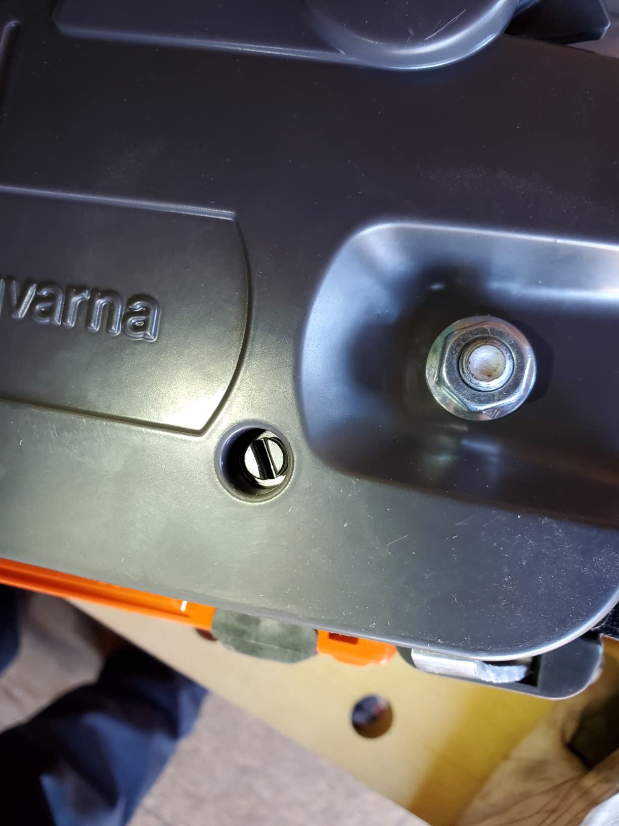 Husqvarna 450 Rancher 20 Inch Gas Chainsaw, 50.2-cc 3.2-HP, 2-Cycle X-Torq Engine, For Tree Pruning, Yard Cleanups and Firewood Cutting, 970613120 - Customer Photo 5