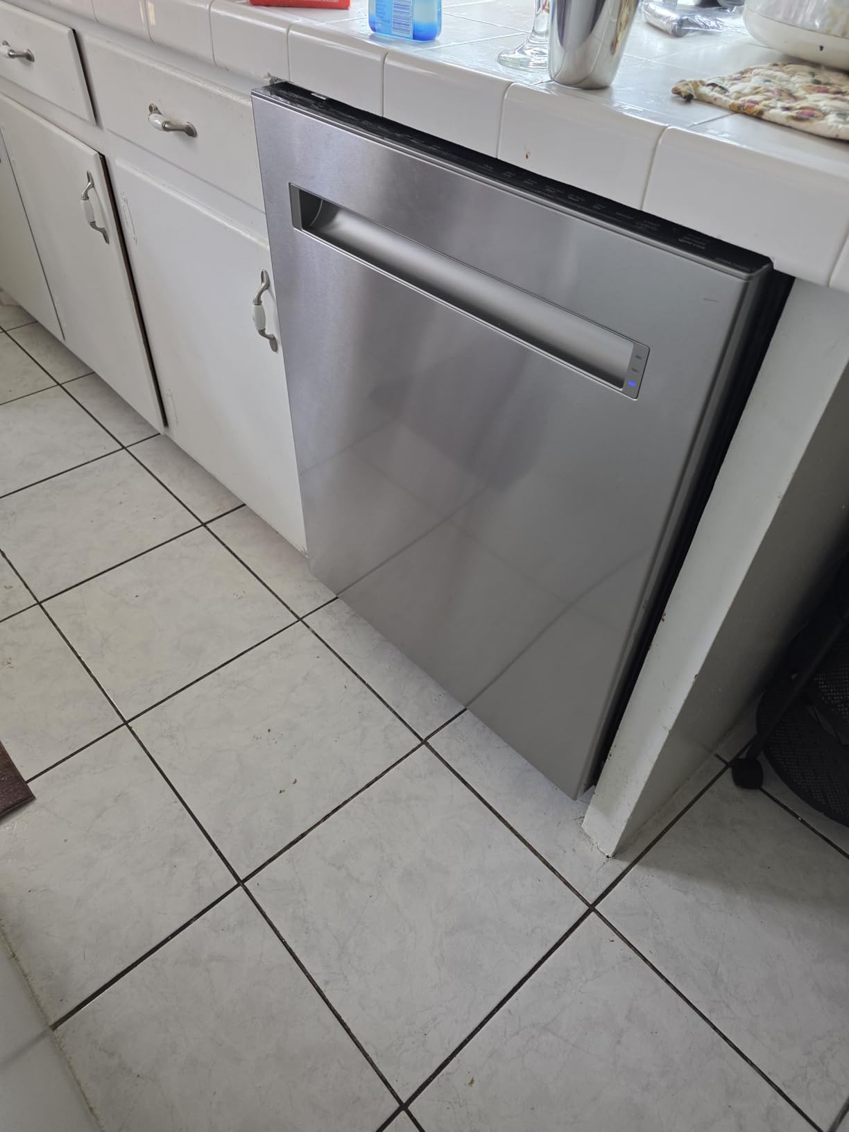 Sharp SDW6726MS 24-inch Stainless Steel Dishwasher, 47 dB Library Quiet, Third Rack, Power Wash Sprayer, 12 Place Settings - Customer Photo 1